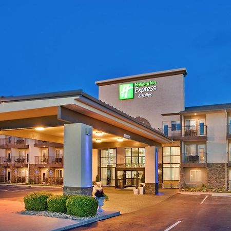 Holiday Inn Express Hotel & Suites Branson 76 Central By Ihg Kültér fotó